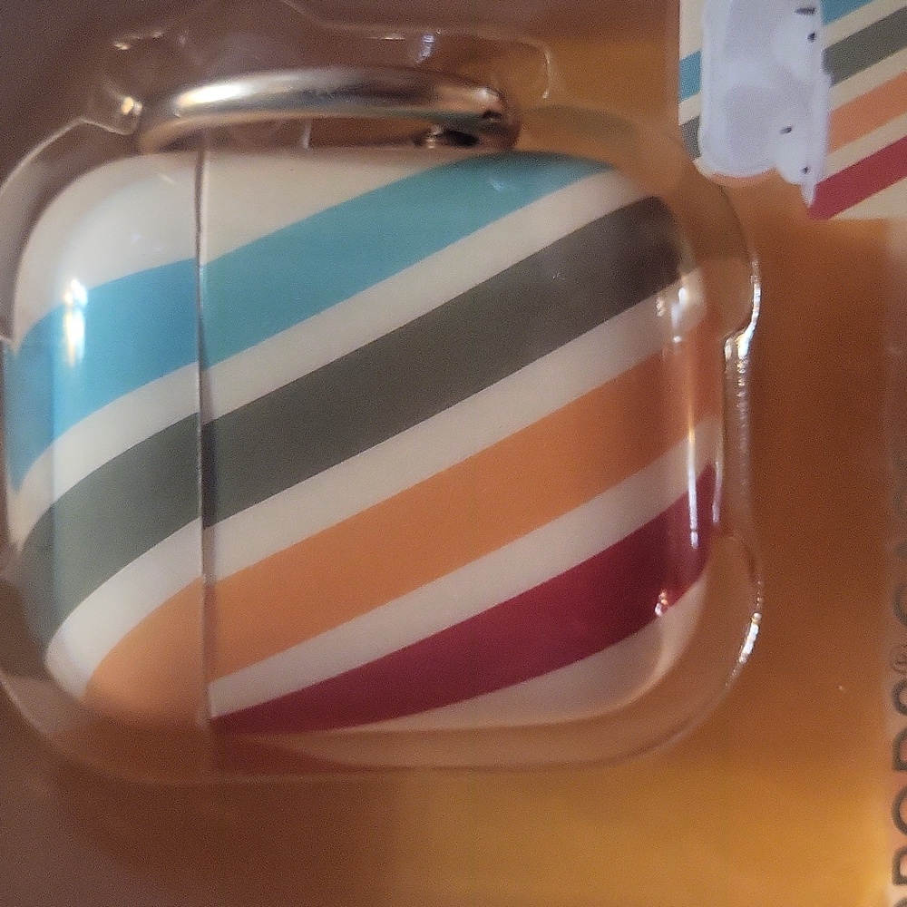 XO Poppy Striped AirPods Case - Picture 3 of 4
